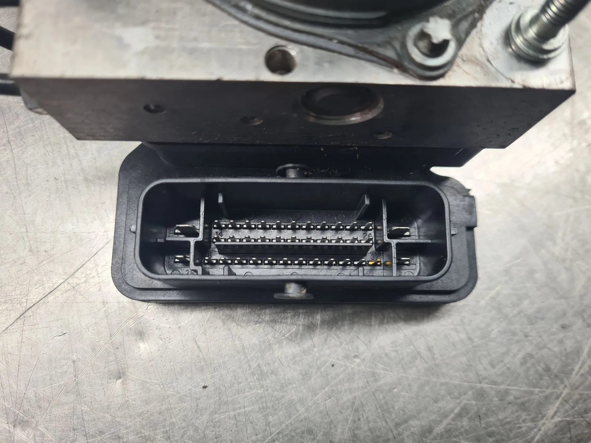 ABS SKODA Fabia III Hatchback (NJ3) Imagem-3