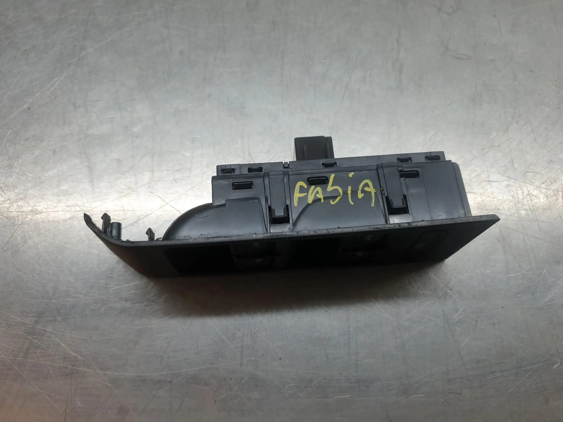 Left Front window control SKODA Fabia III Hatchback (NJ3) Imagem-1