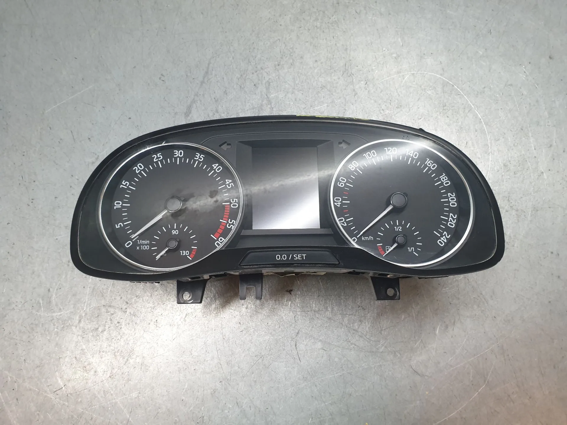 Quadrante / painel de instrumentos SKODA Fabia III Hatchback (NJ3)