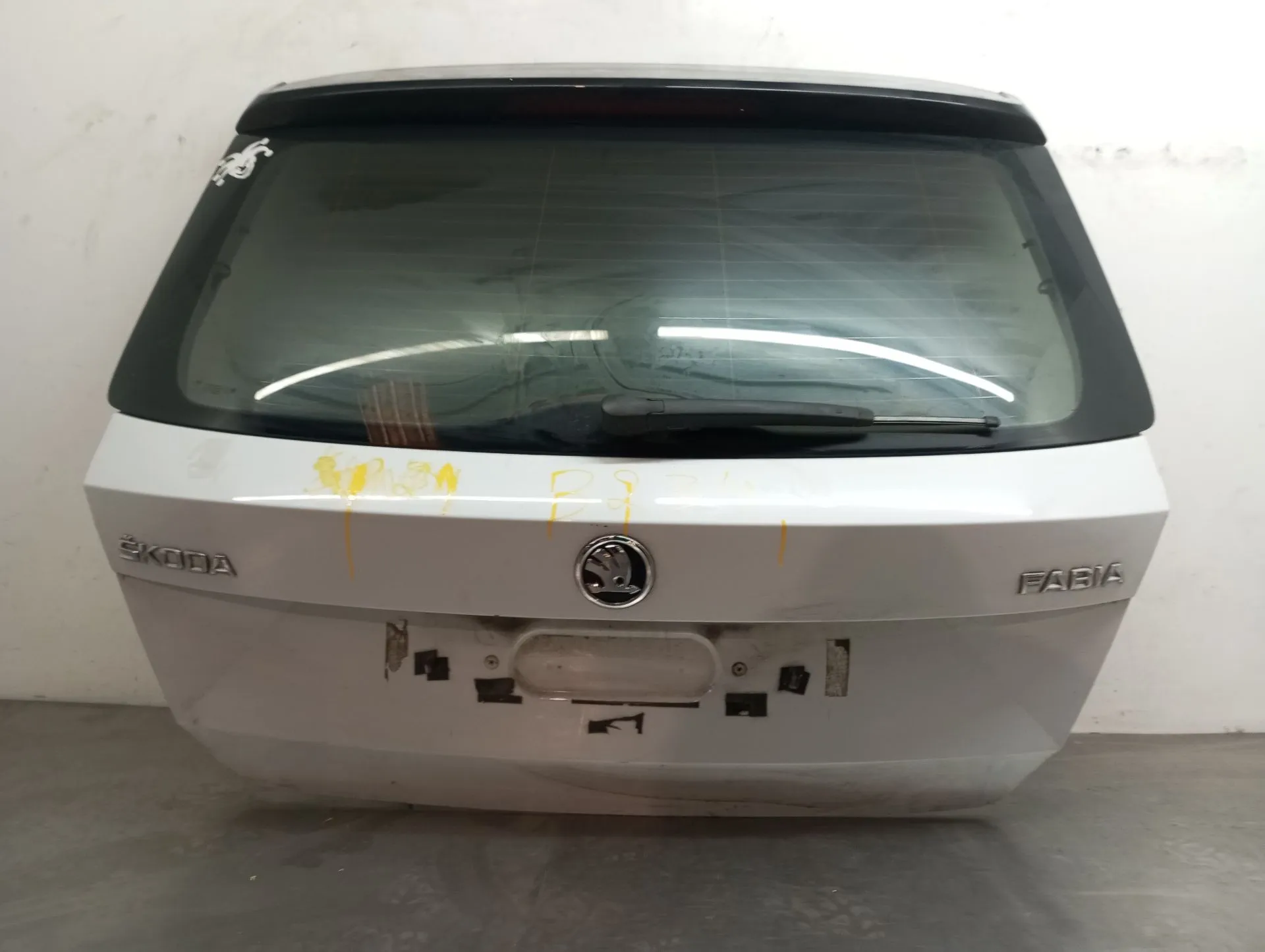 Tailgate / Trunk lid SKODA Fabia III Hatchback (NJ3) Imagem-3