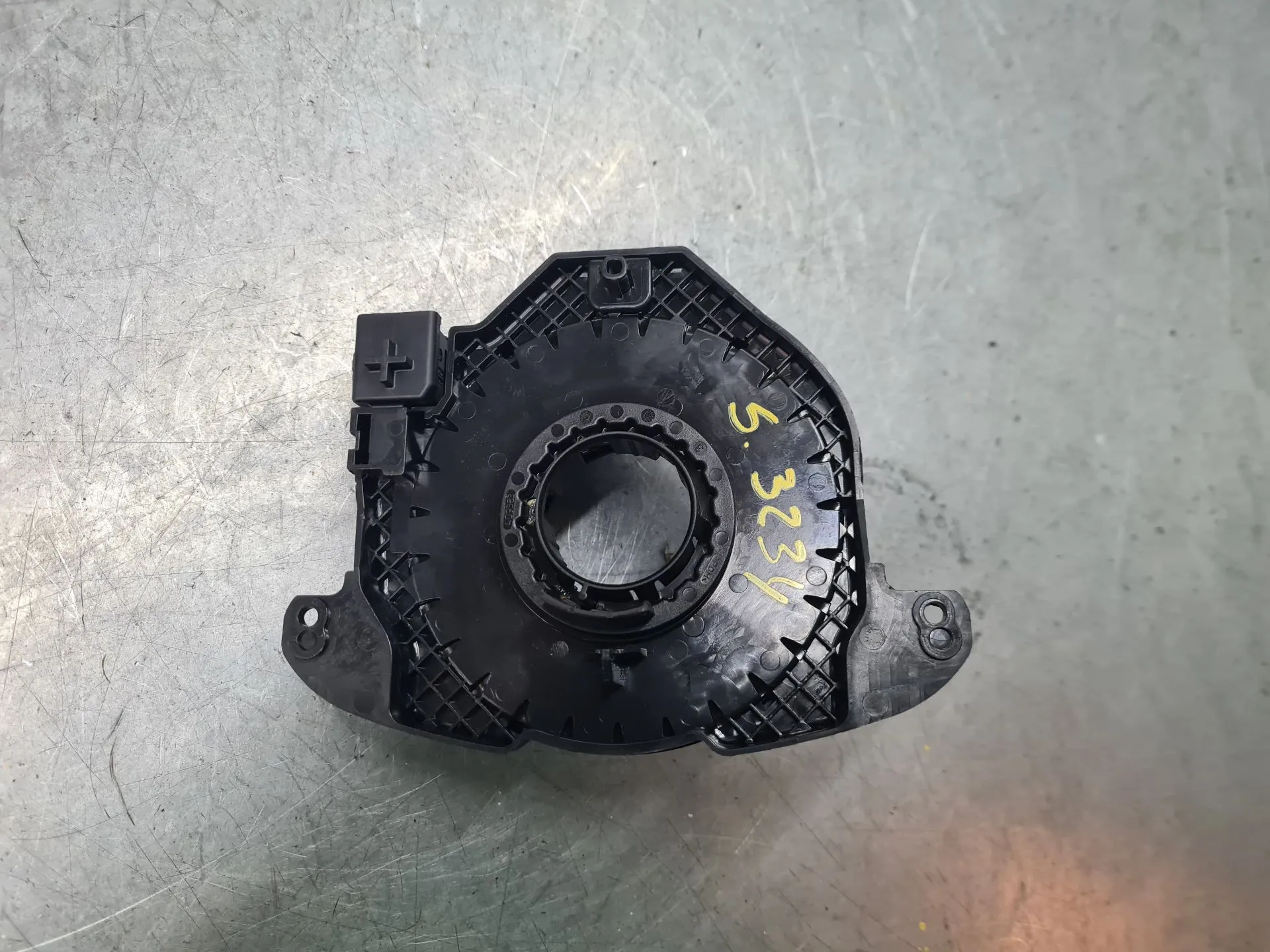 Cintura airbag SKODA Fabia III Hatchback (NJ3) Imagem-1