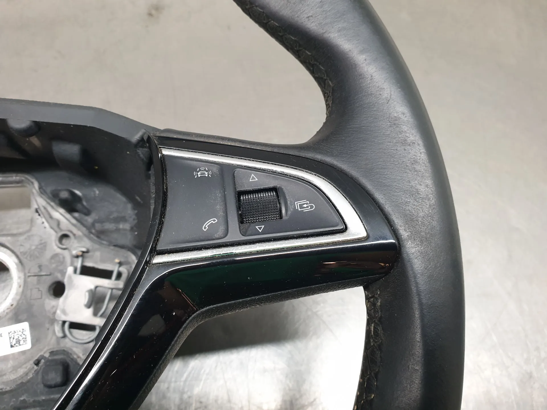 Volante SKODA Fabia III Hatchback (NJ3) Imagem-2