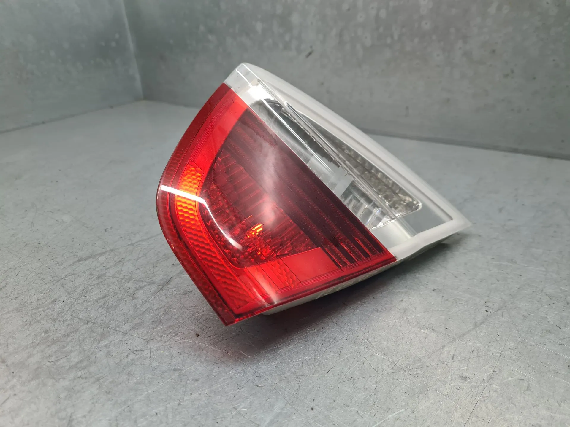 Fanale Destro Baule BMW 3 (E90) Imagem-1