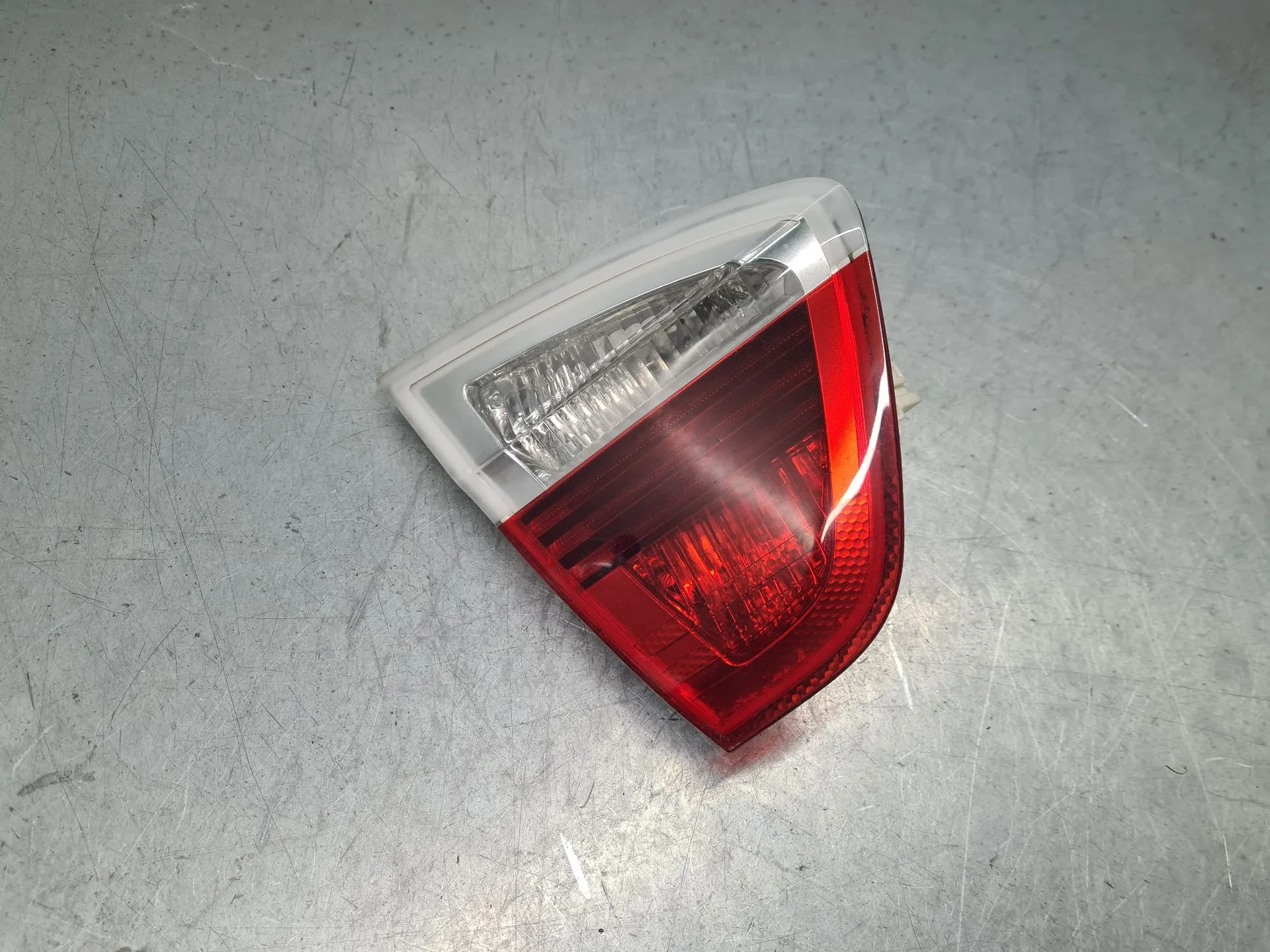 Feu de coffre Gauche BMW 3 (E90)