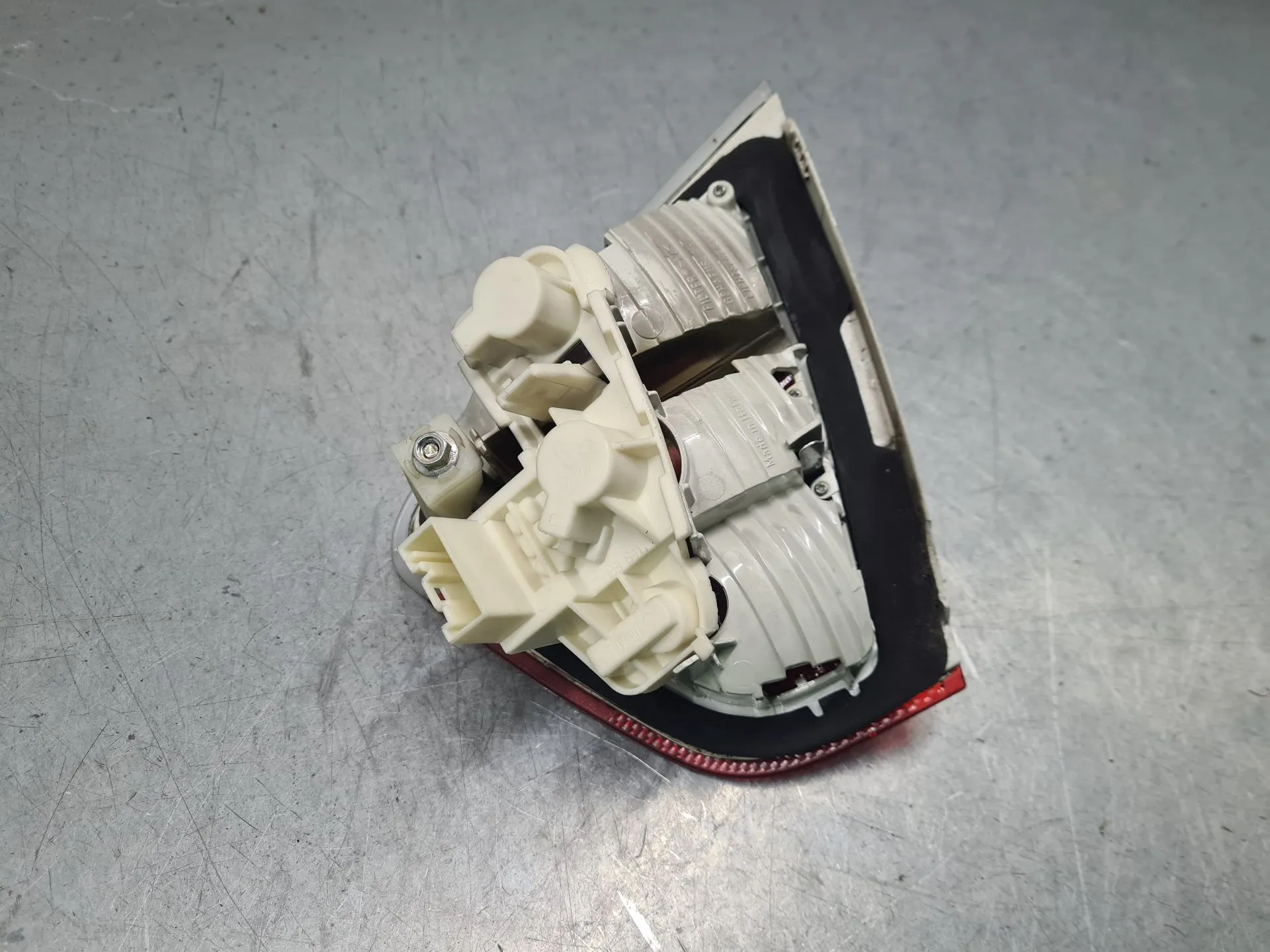 Left Tailgate light  BMW 3 (E90) Imagem-3