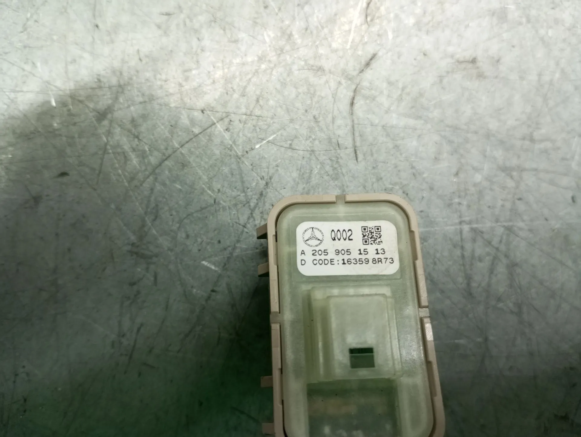 Mando / interruptor elevalunas delantero derecho MERCEDES-BENZ GLC Coupé (C253) Imagem-4