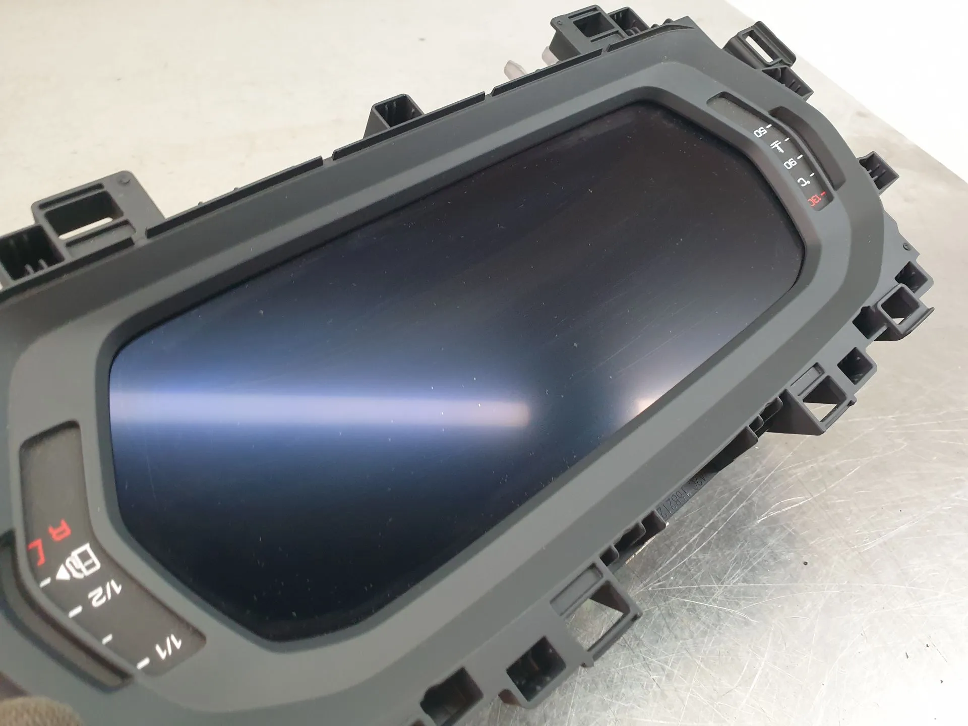 Quadrante / painel de instrumentos AUDI A3 Sportback (8YA) Imagem-3