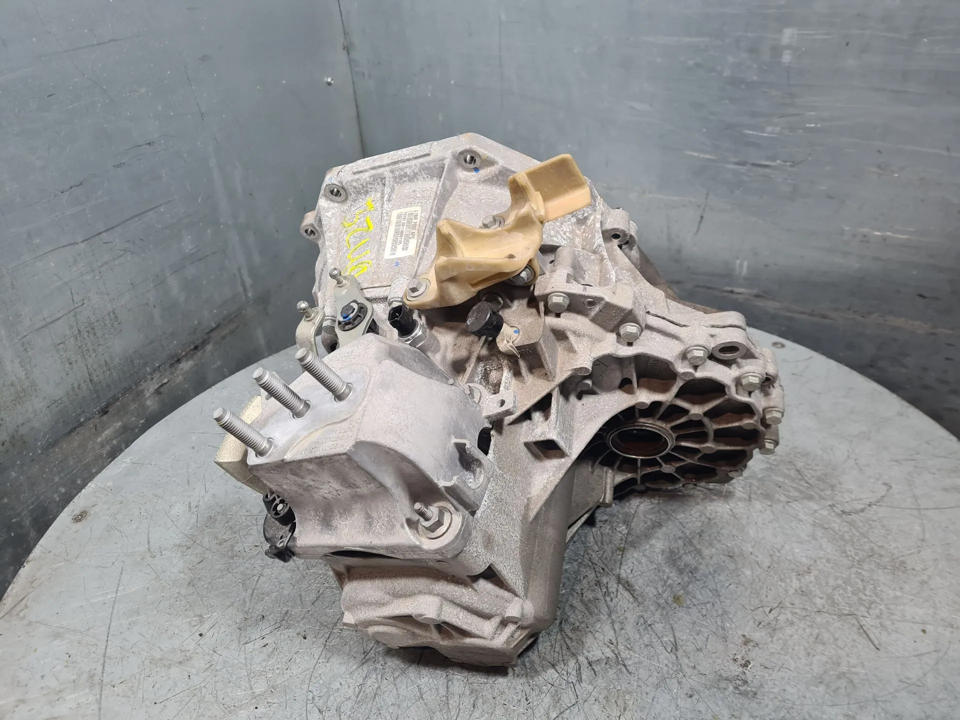 Cambio manual FORD Fiesta VII (HJ, HF) Imagem-5