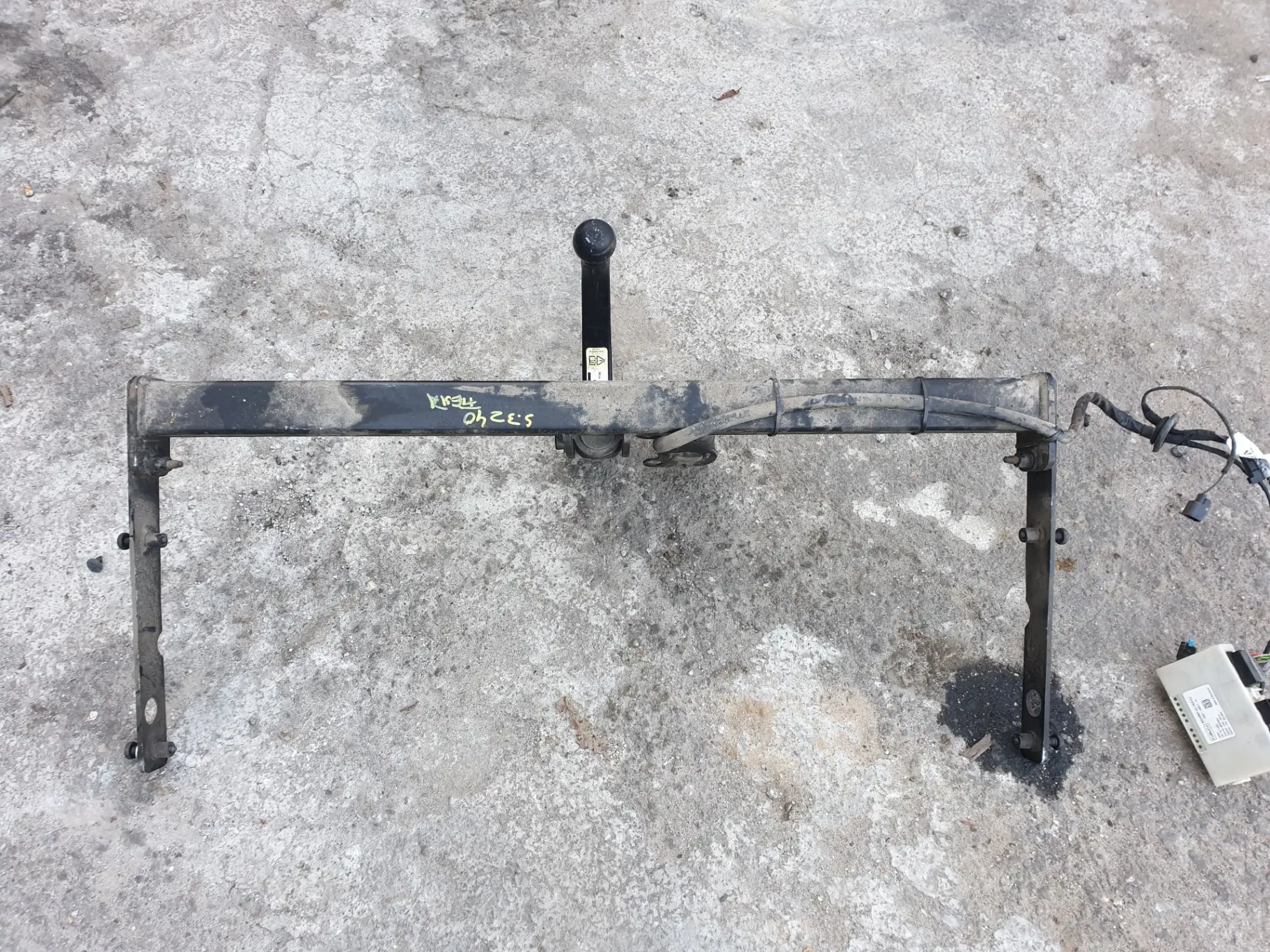 Gancho reboque FORD Fiesta VII (HJ, HF)