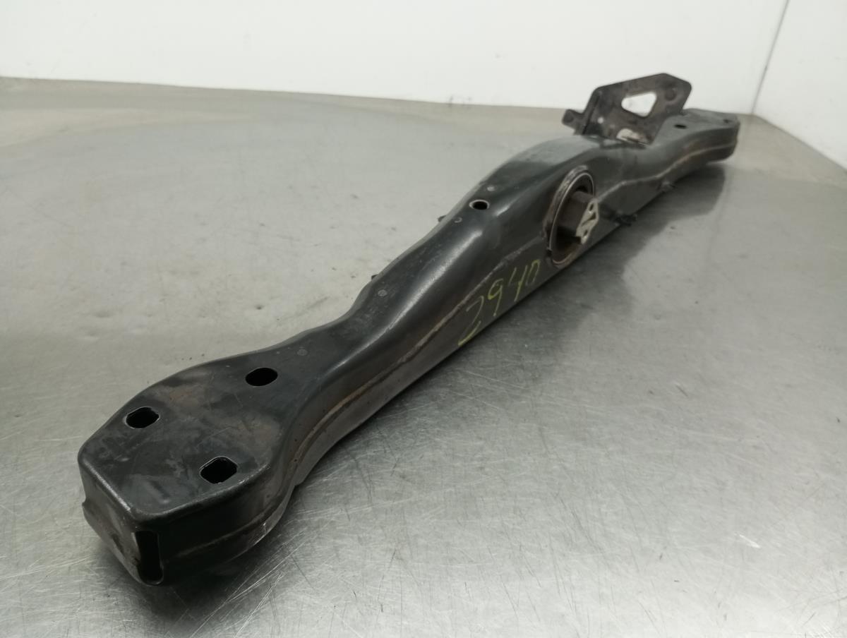 Suporte genérico PORSCHE Cayenne (92A) Imagem-3