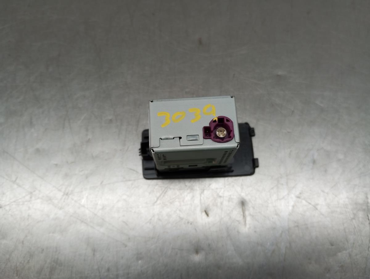 Módulo USB / AUX / IPOD VOLVO XC60 II (246) Imagem-4