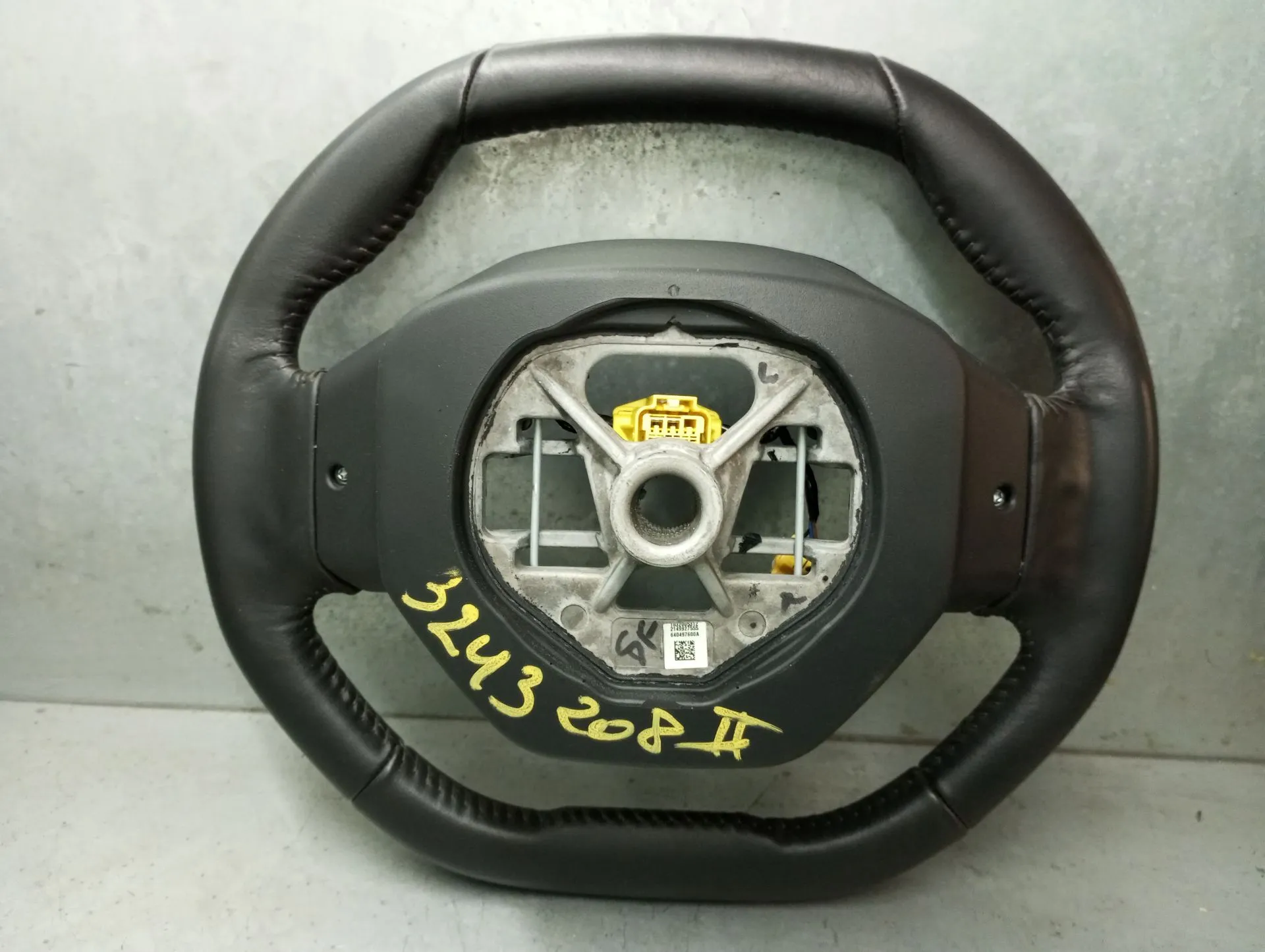 Volante PEUGEOT 208 II Imagem-1