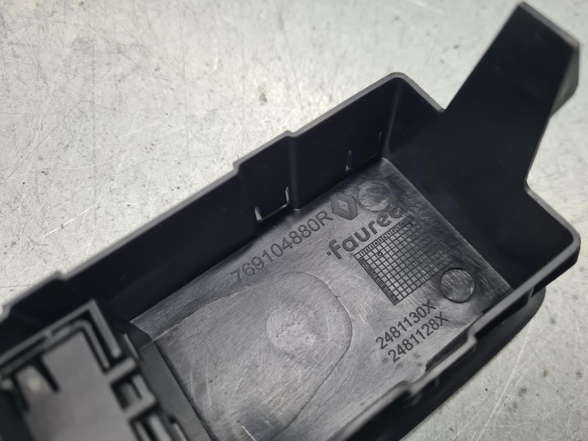 Mando / interruptor elevalunas delantero derecho MERCEDES-BENZ Citan (420) Imagem-2