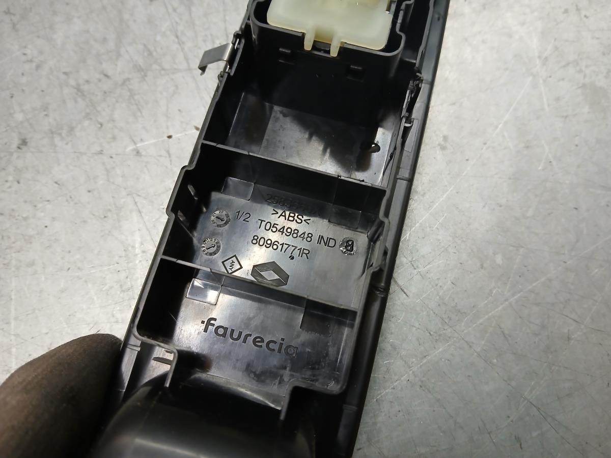 Mando / interruptor elevalunas delantero derecho DACIA Jogger Imagem-2
