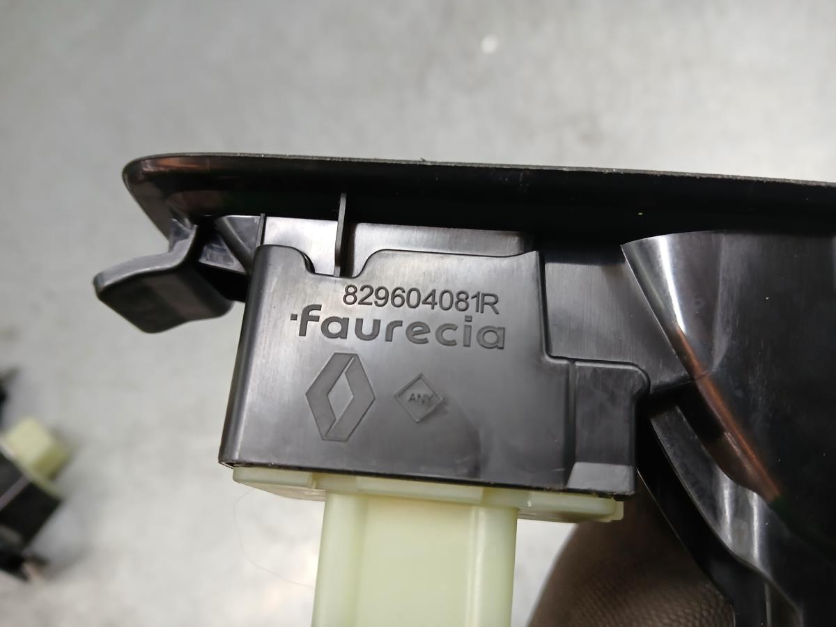Right Rear window control DACIA Jogger Imagem-3