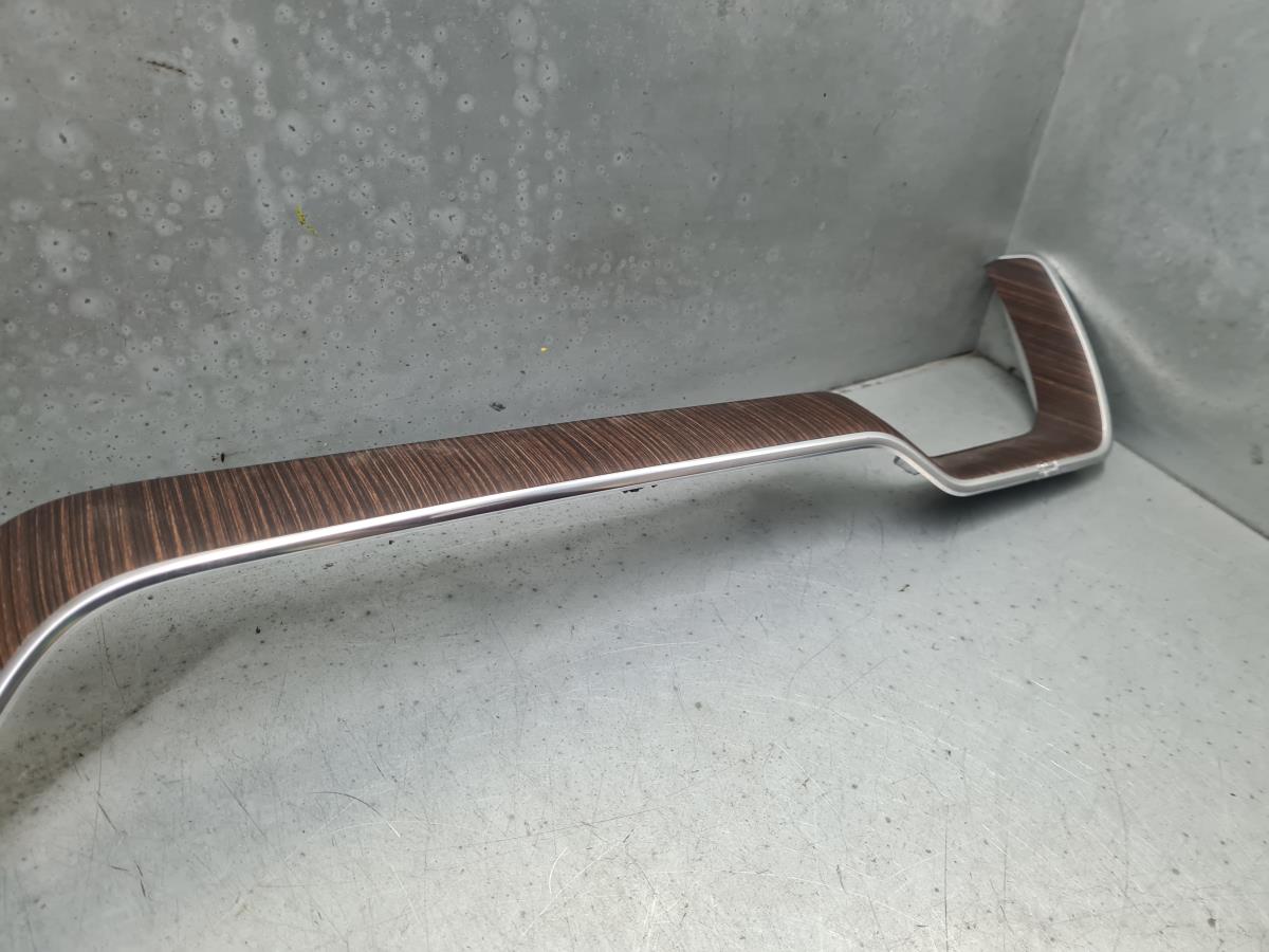 Friso tablier VOLVO XC60 II (246) Imagem-2