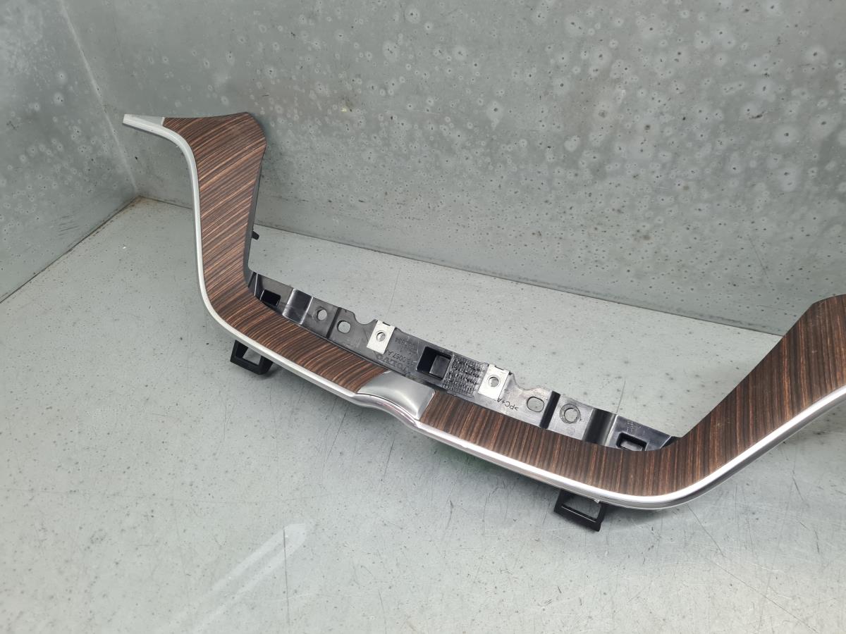 Friso tablier VOLVO XC60 II (246) Imagem-1