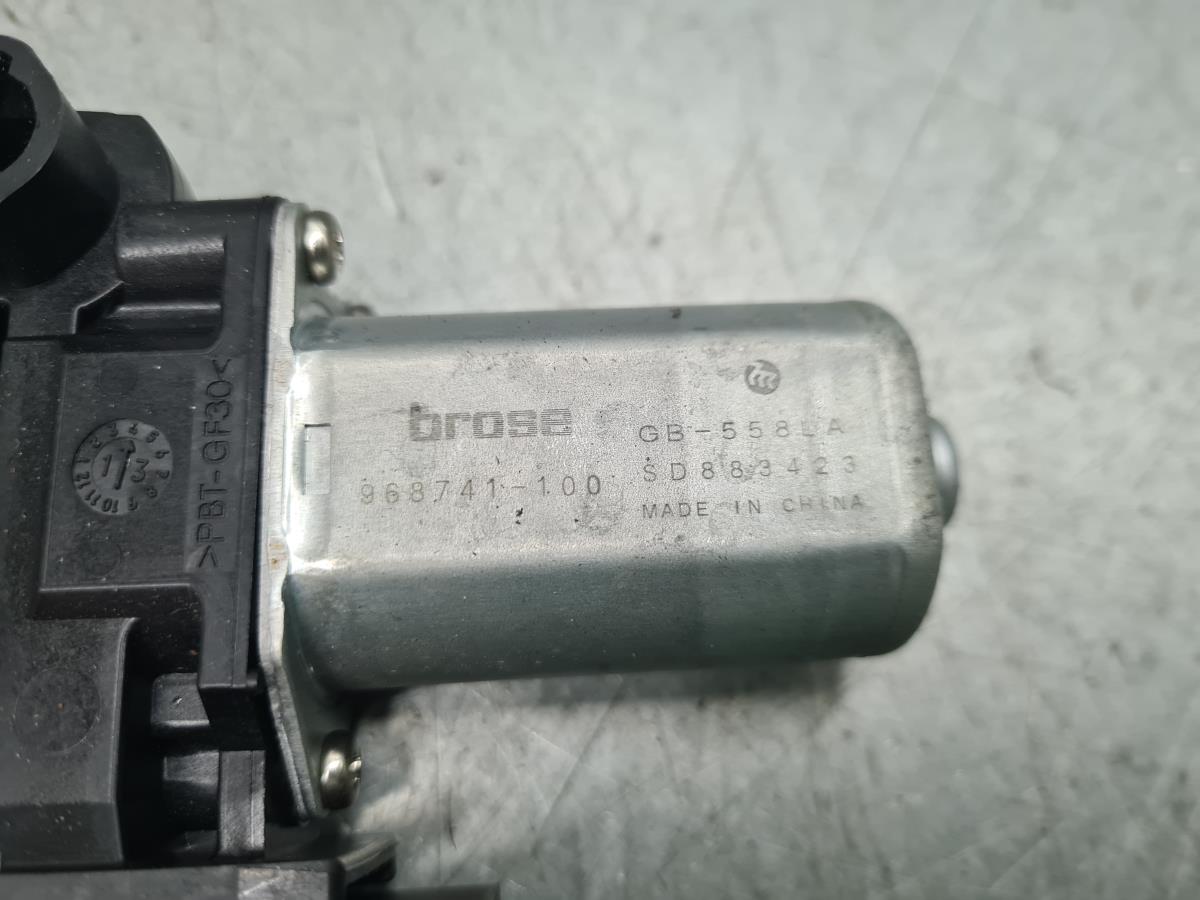 Motor Elevalunas Trasero Derecho MERCEDES-BENZ Classe A (W176) Imagem-2