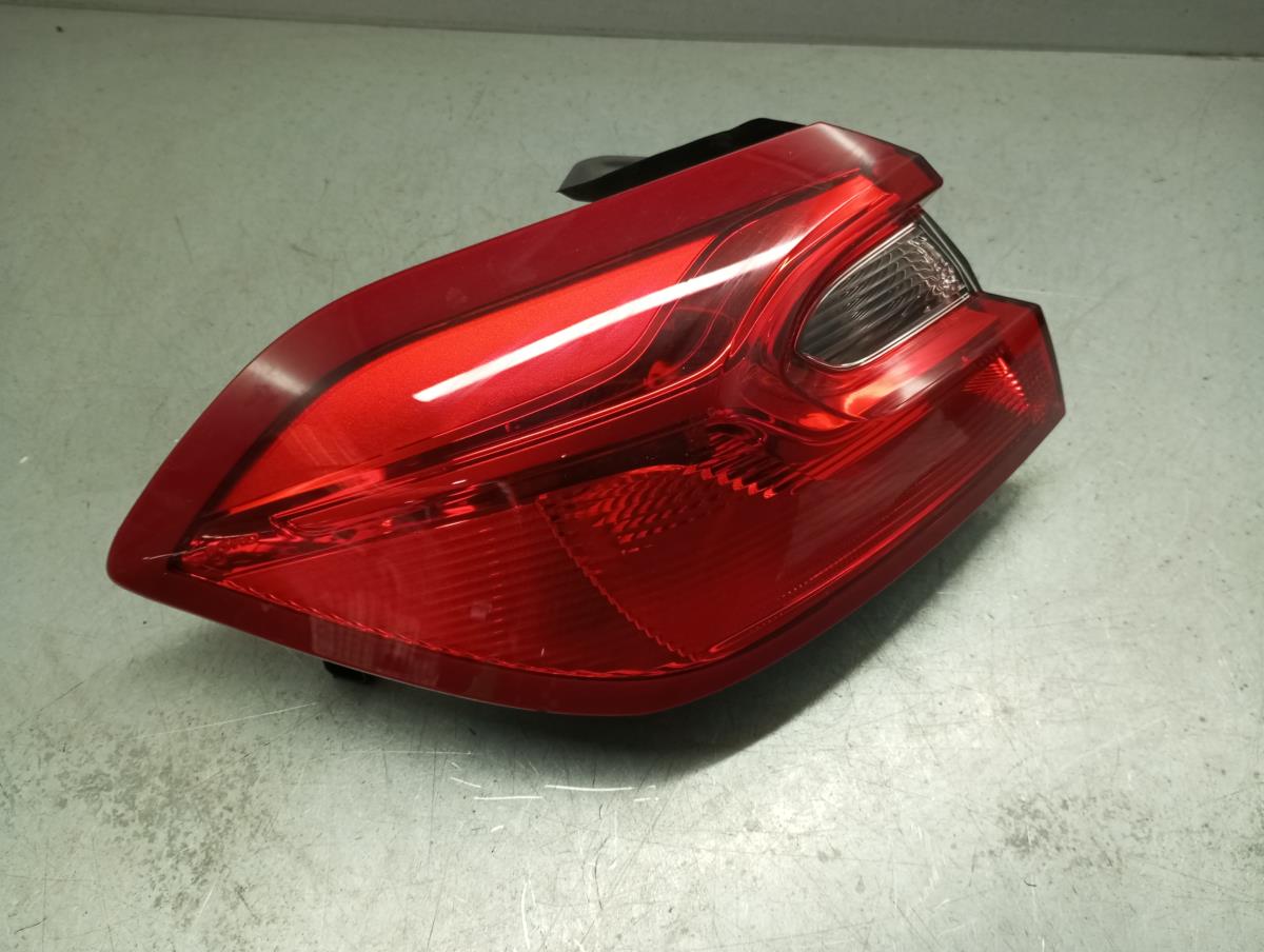 Feu arrière Gauche FORD Fiesta VII (HJ, HF) Imagem-1