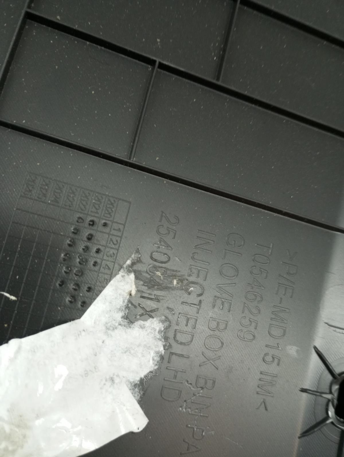 Boîte à gants PEUGEOT 308 III Imagem-6