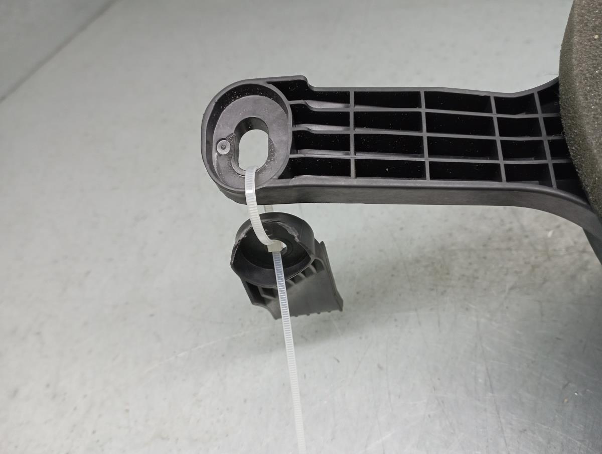 Sound system column / Speakers JAGUAR F-Type Coupé (X152) Imagem-3