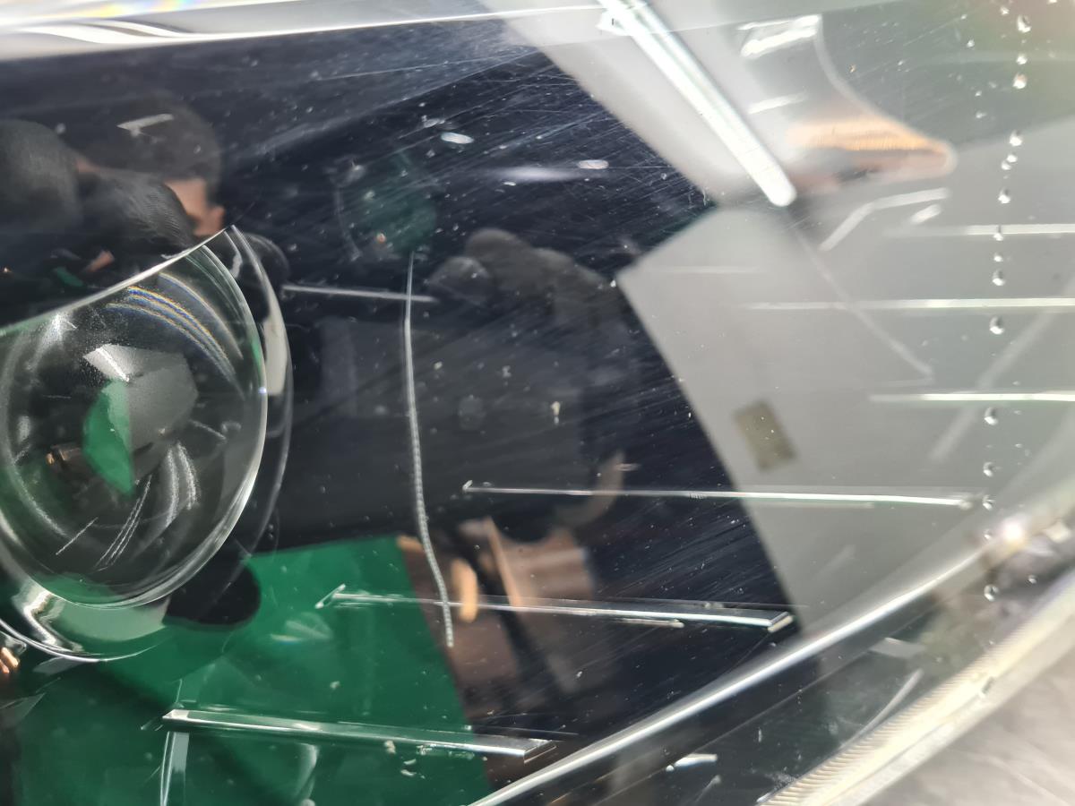 Right Headlight SKODA Fabia III Hatchback (NJ3) Imagem-6