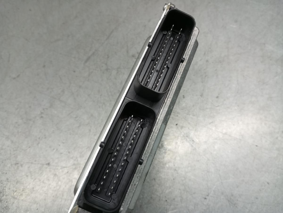 Centralina motor / ECU DACIA Logan III Imagem-1