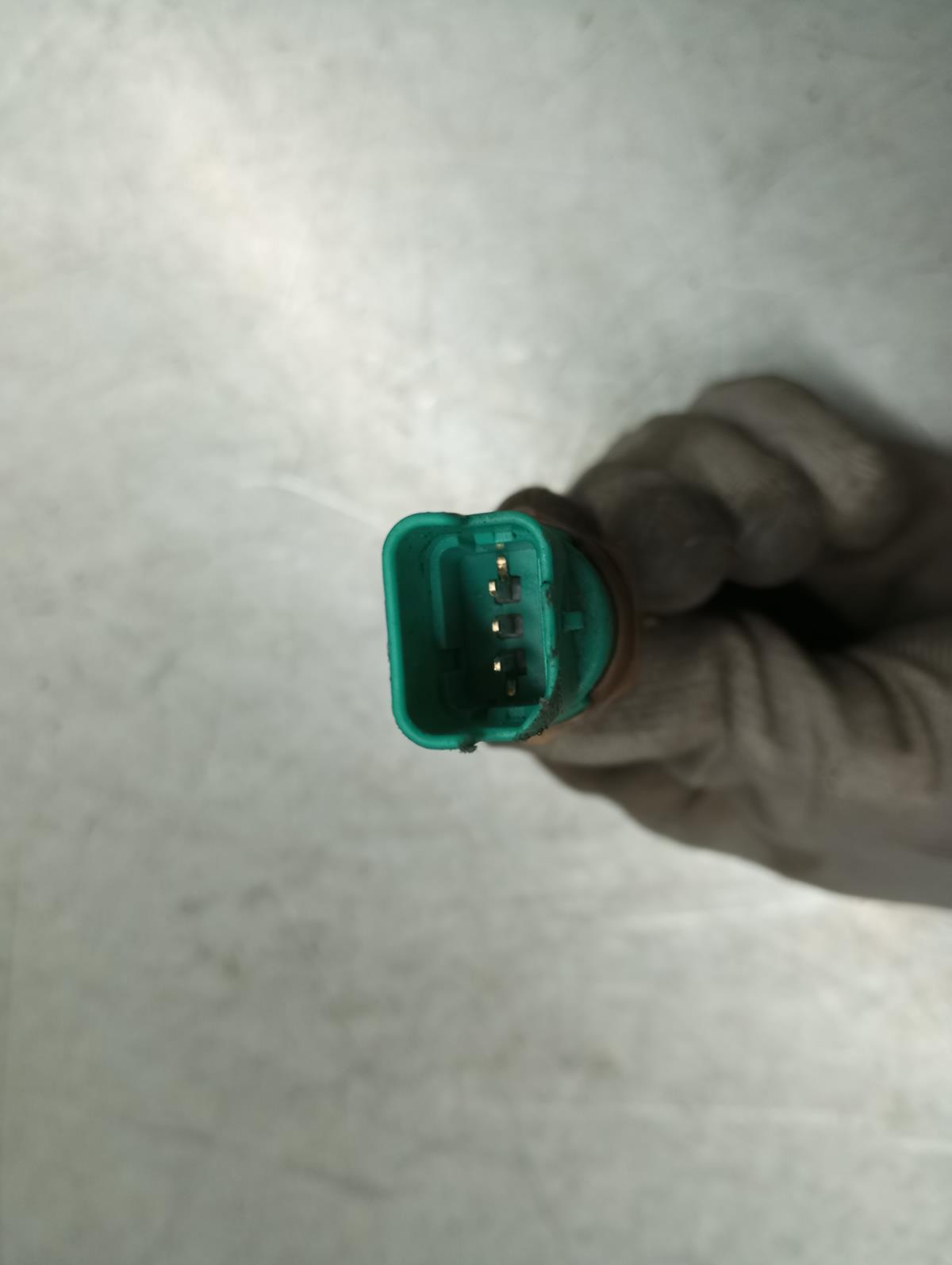 Generic valve DACIA Sandero II (5S_) Imagem-2