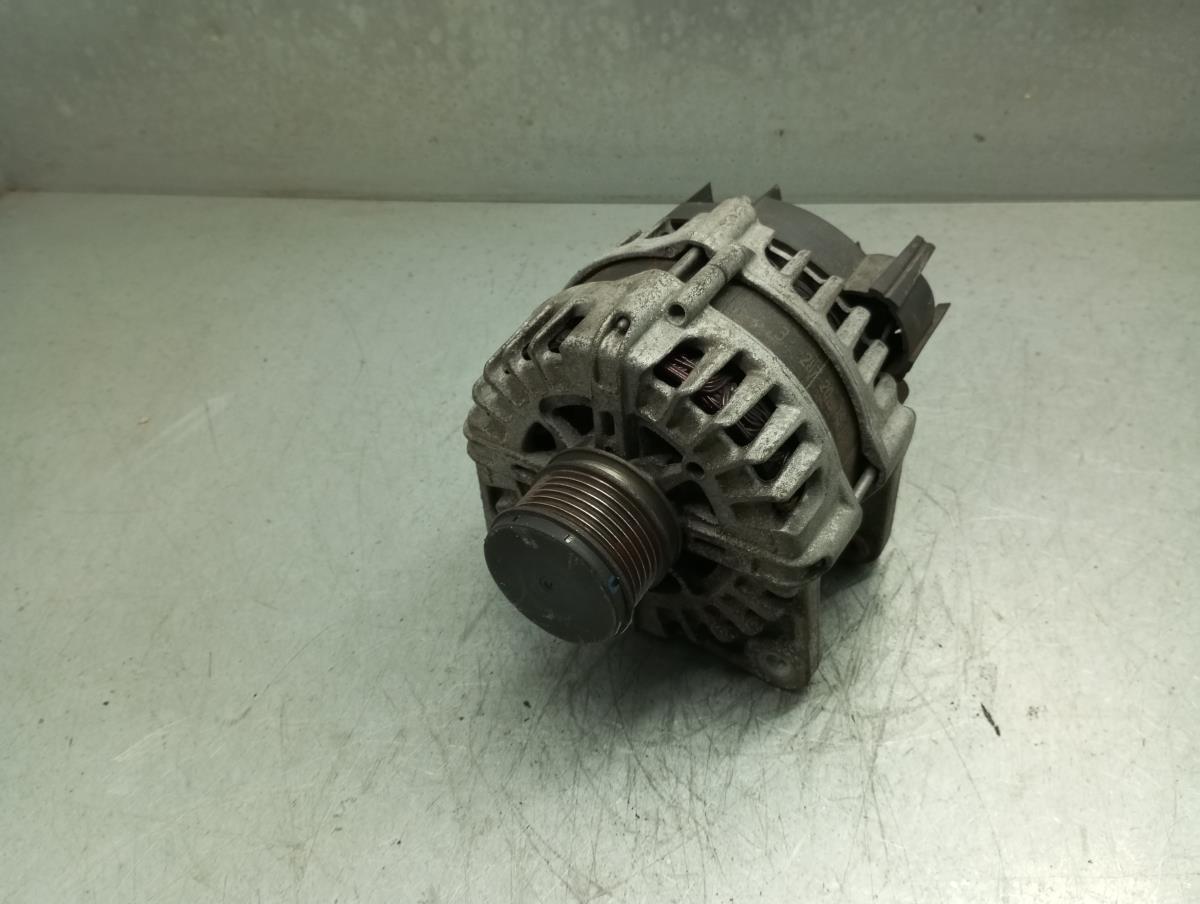 Alternador RENAULT Kadjar (HA_, HL_)