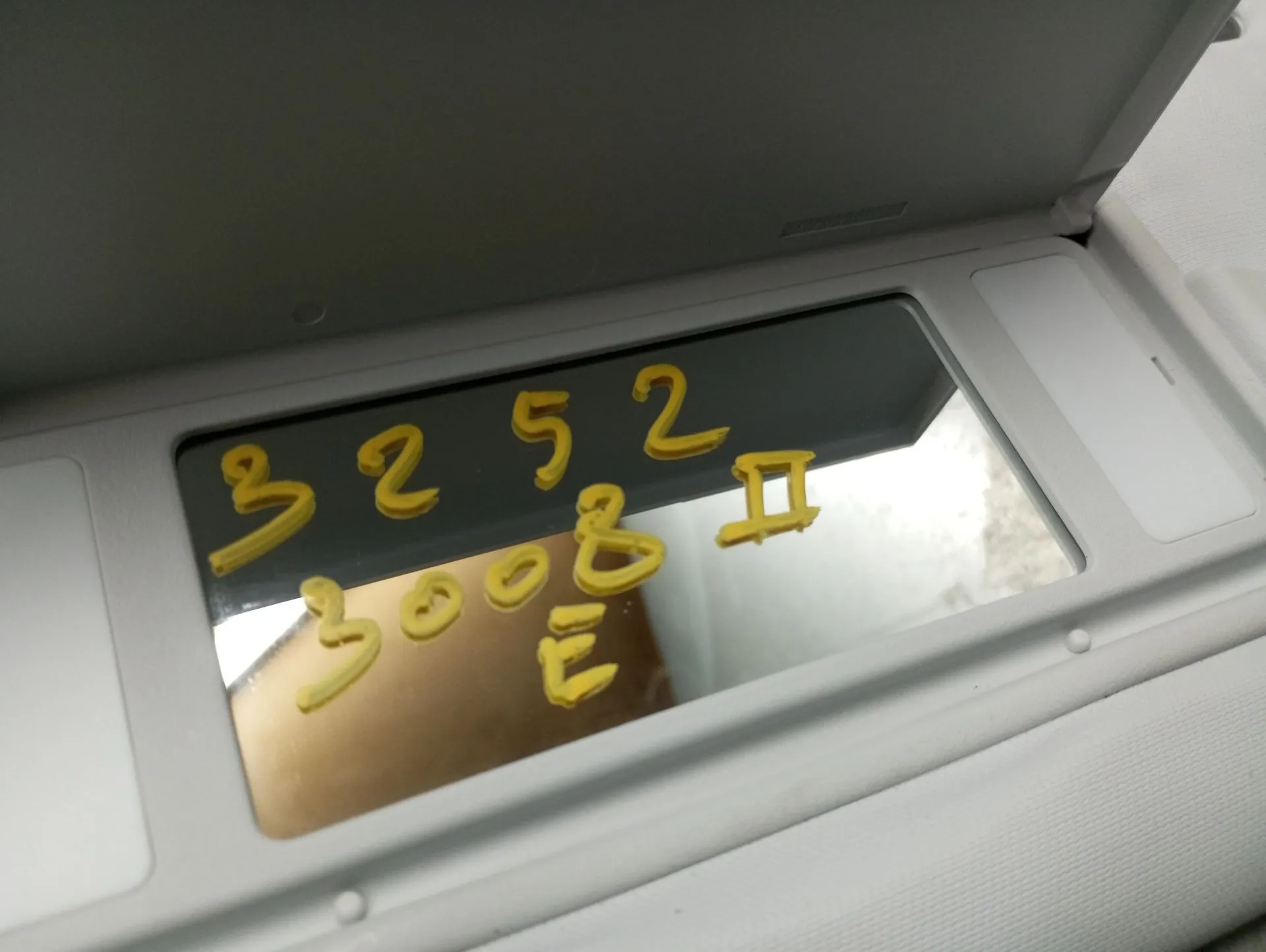 Pála de sol esquerda PEUGEOT 3008 II (M_) Imagem-2