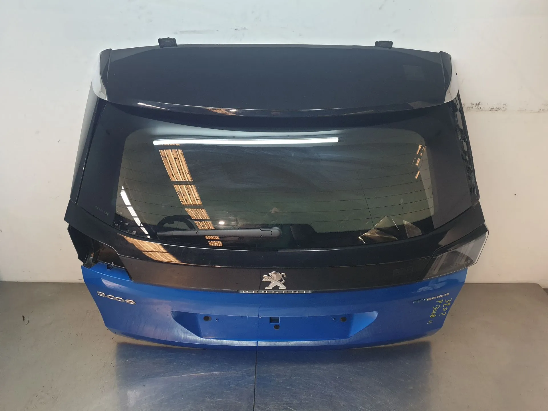 Tailgate / Trunk lid PEUGEOT 3008 II (M_)