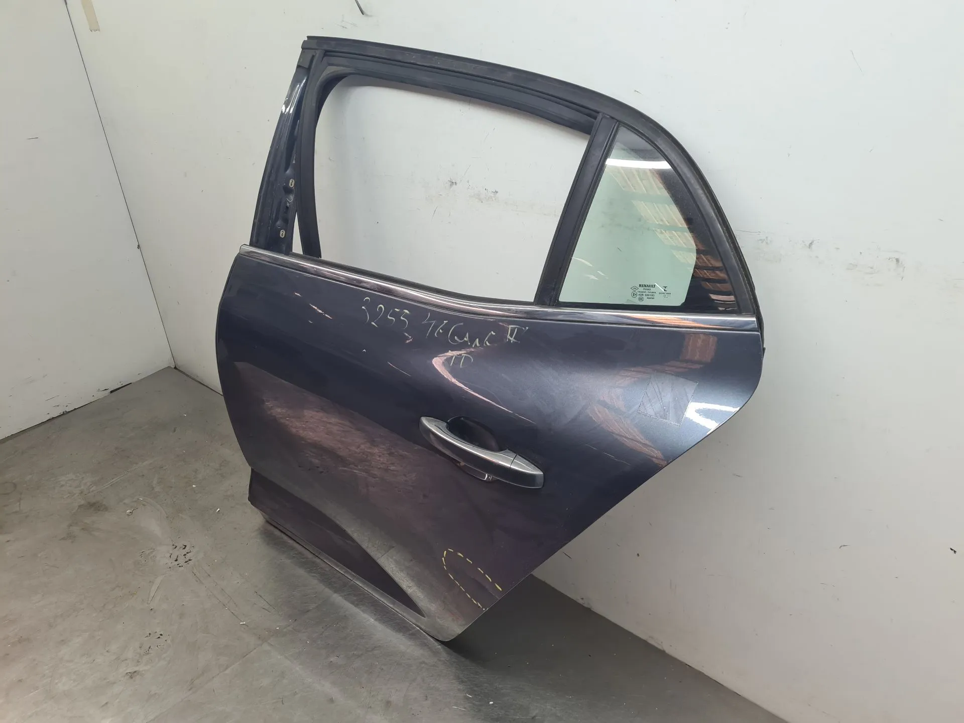 Puerta Trasero Izquierdo RENAULT Megane IV (B9A/M_) Imagem-1