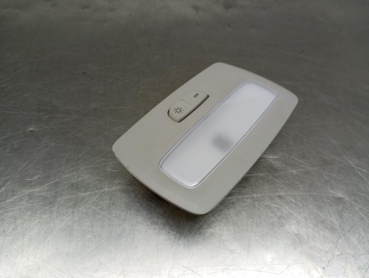 Plafonier trás DACIA Jogger Imagem-1