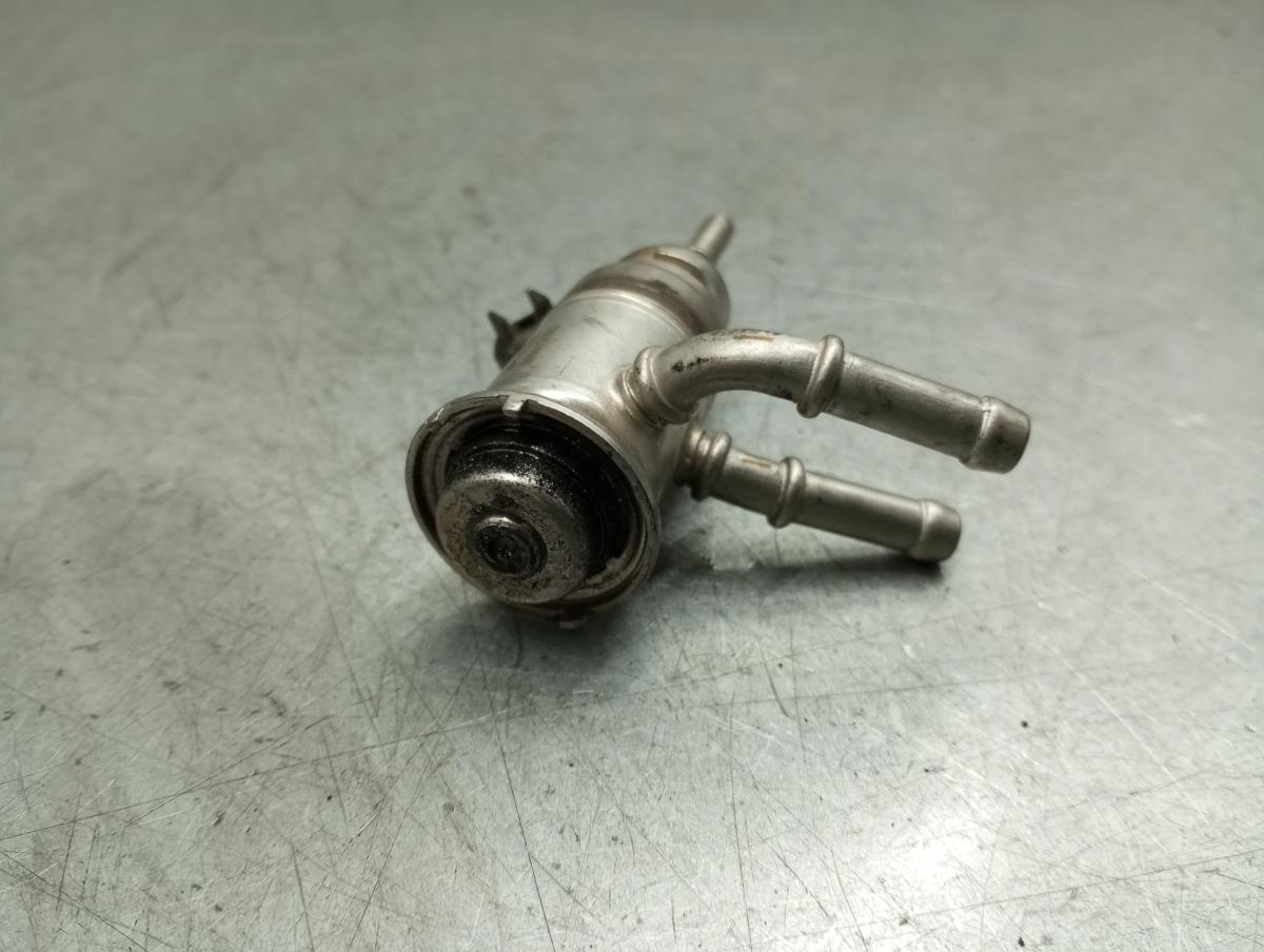 Injecteur AdBlue PEUGEOT 308 III Imagem-2