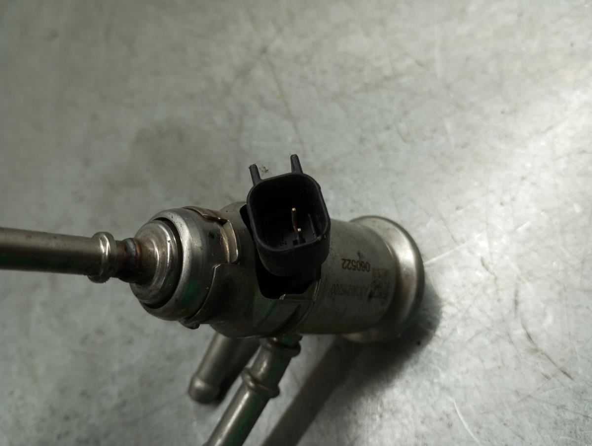 Injecteur AdBlue PEUGEOT 308 III Imagem-3