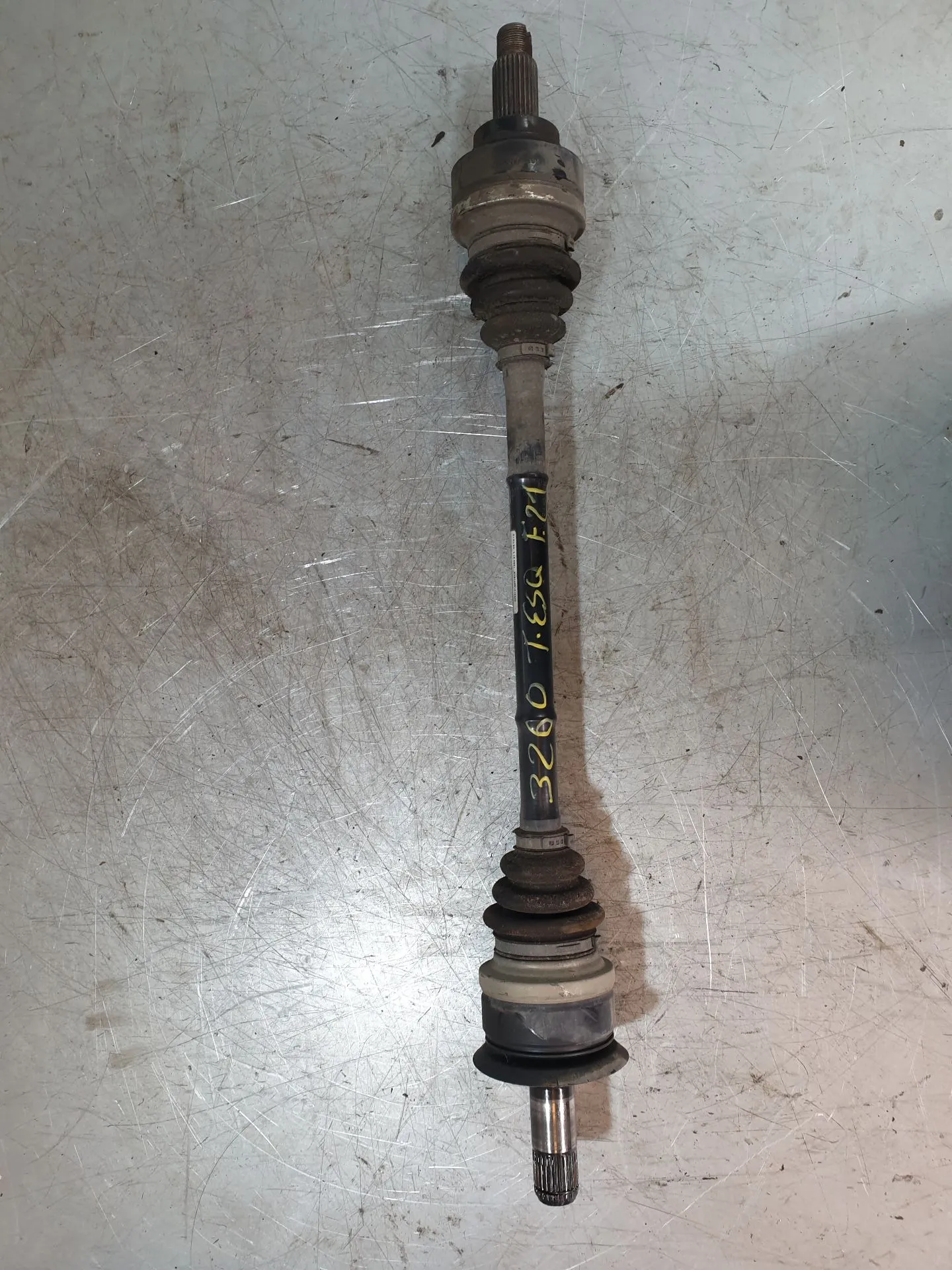 Transmission arrière gauche BMW 1 (F21)