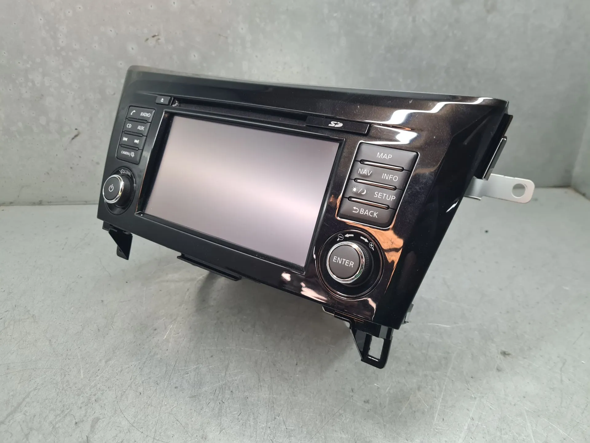 Car radio NISSAN X-Trail (T32) Imagem-1