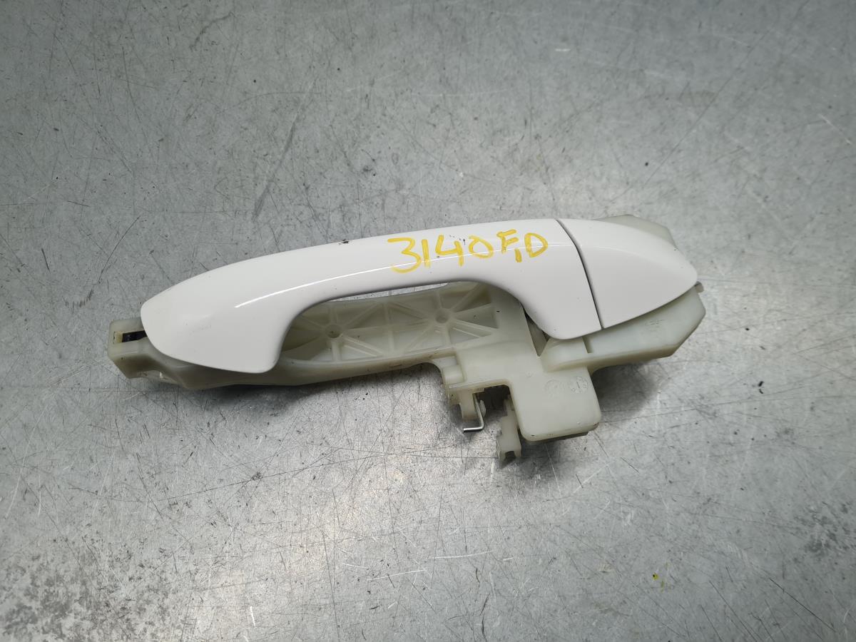 Puxador porta frente direita KIA Rio IV (YB)