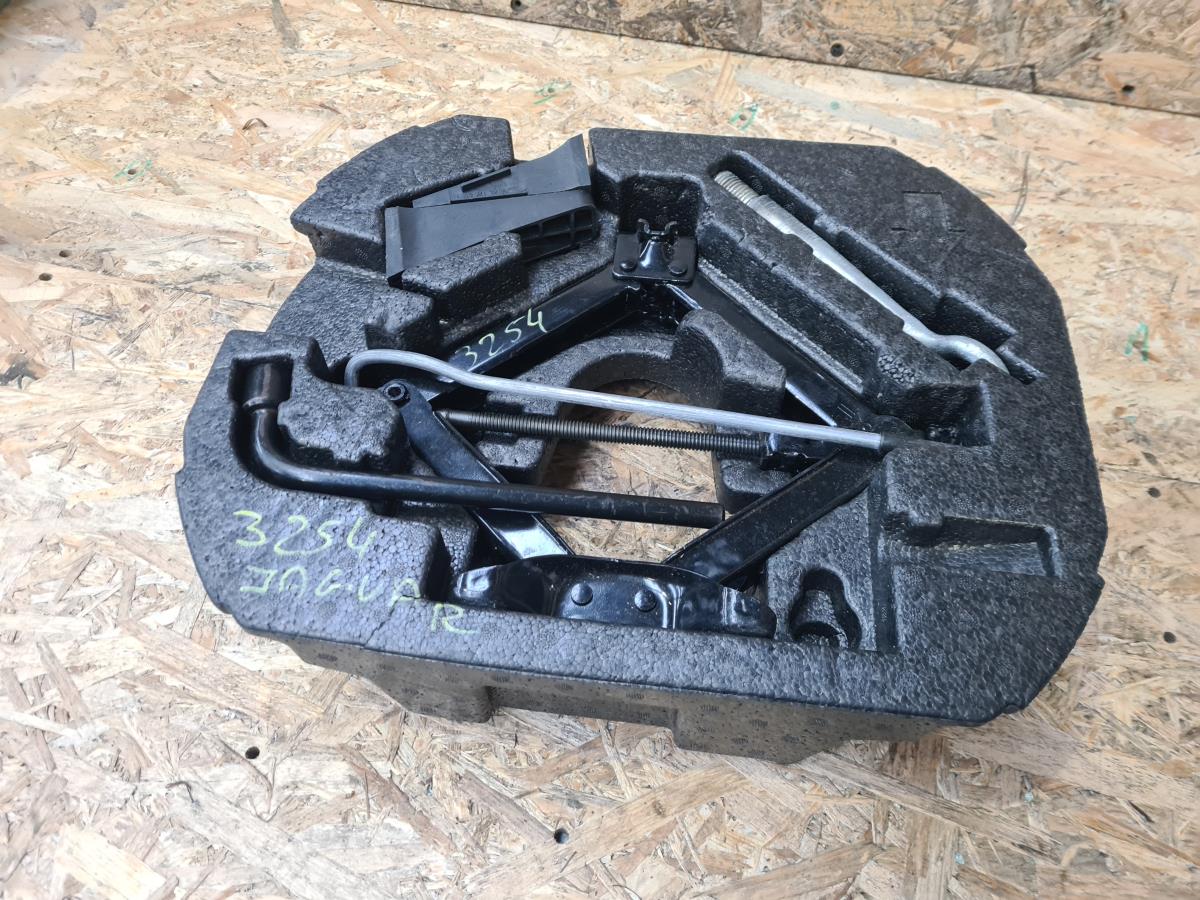 Macaco JAGUAR XF (X250) Imagem-1