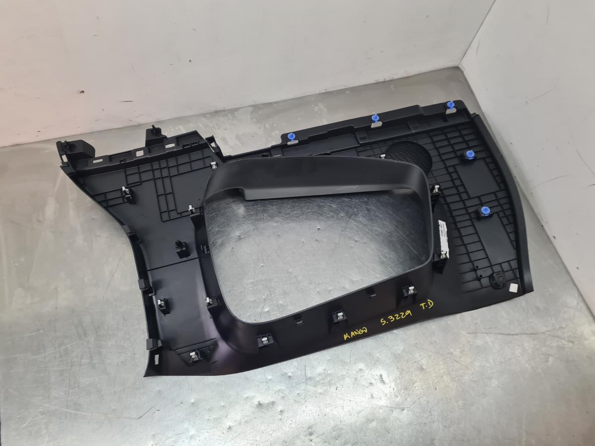 Forras de pilar C direito RENAULT Kangoo III Imagem-2