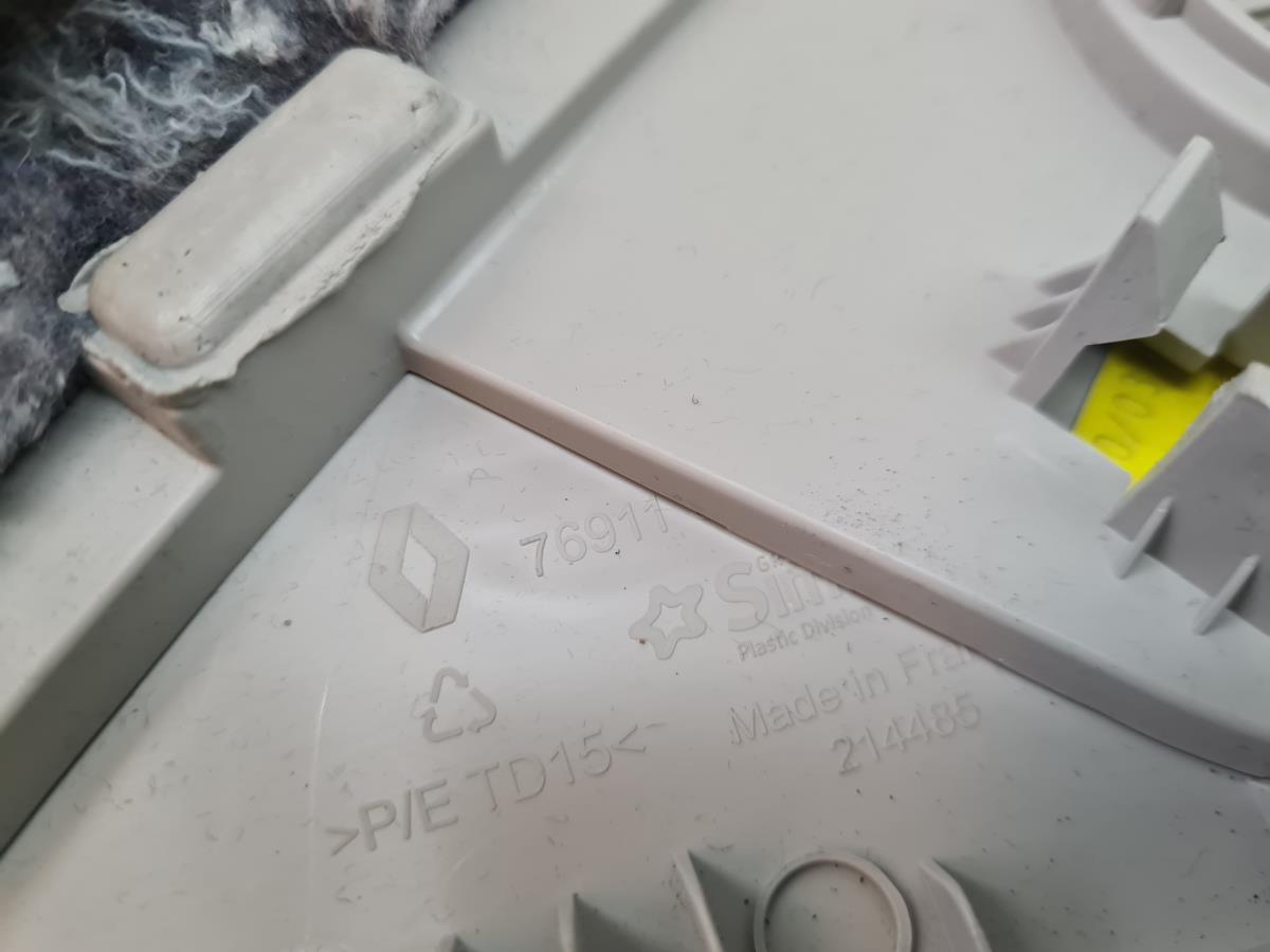 Forras de pilar A esquerdo RENAULT Kangoo III Imagem-2