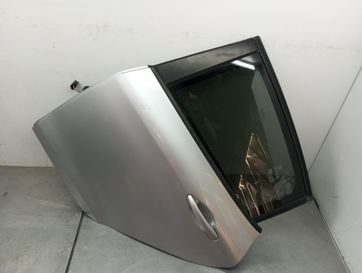 Left rear door PEUGEOT 208