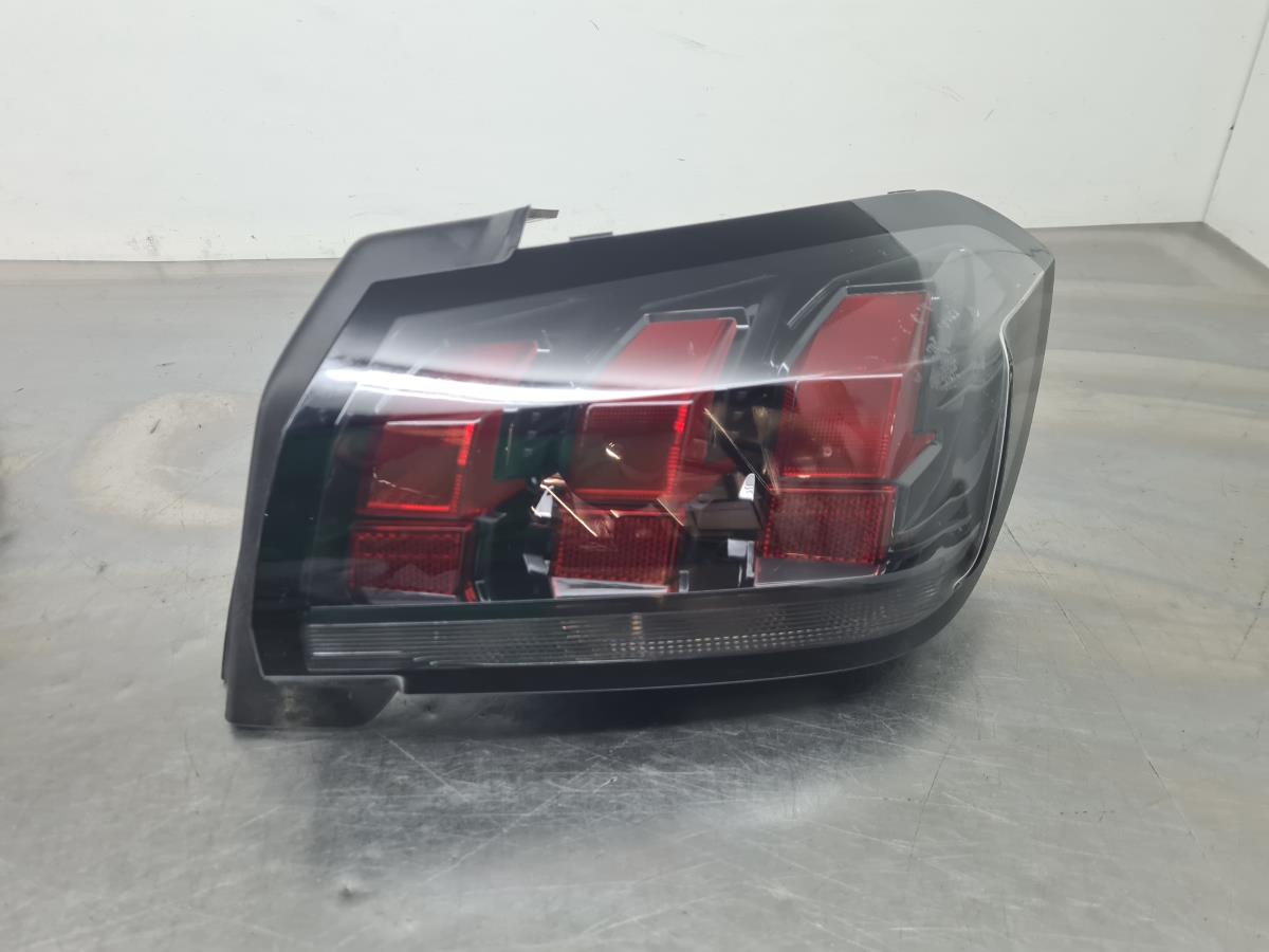 Feu arrière Droite PEUGEOT 208 II