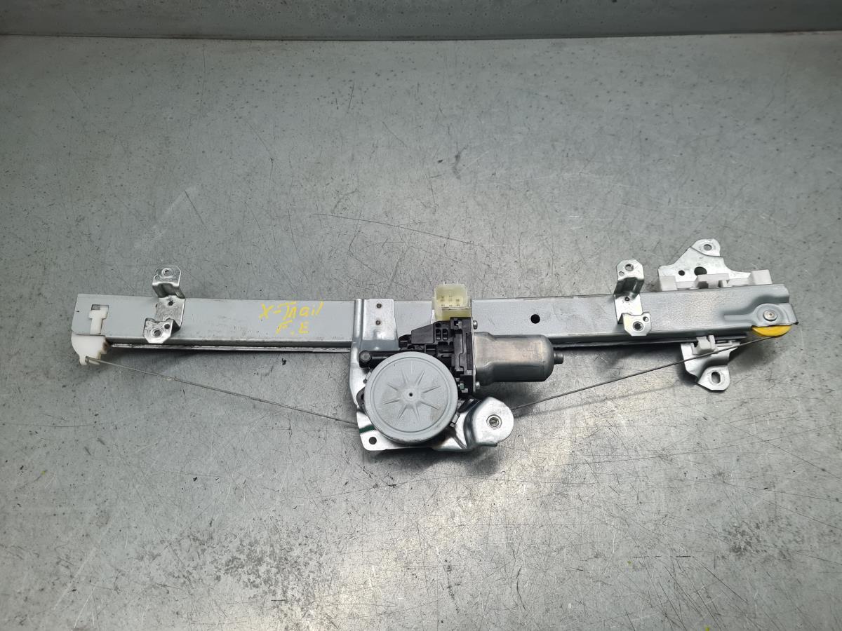 Lève-vitre avant gauche NISSAN X-Trail (T32)