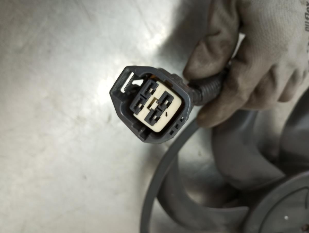 Cooling fan TESLA Model 3 (5YJ3) Imagem-2