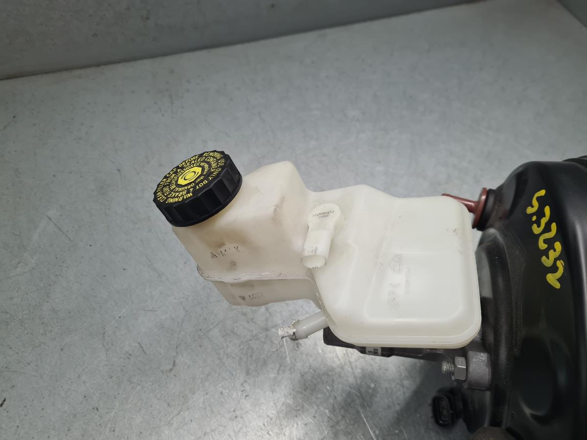 Central brake pump TOYOTA Yaris (_P21_, _PA1_, _PH1_) Imagem-1