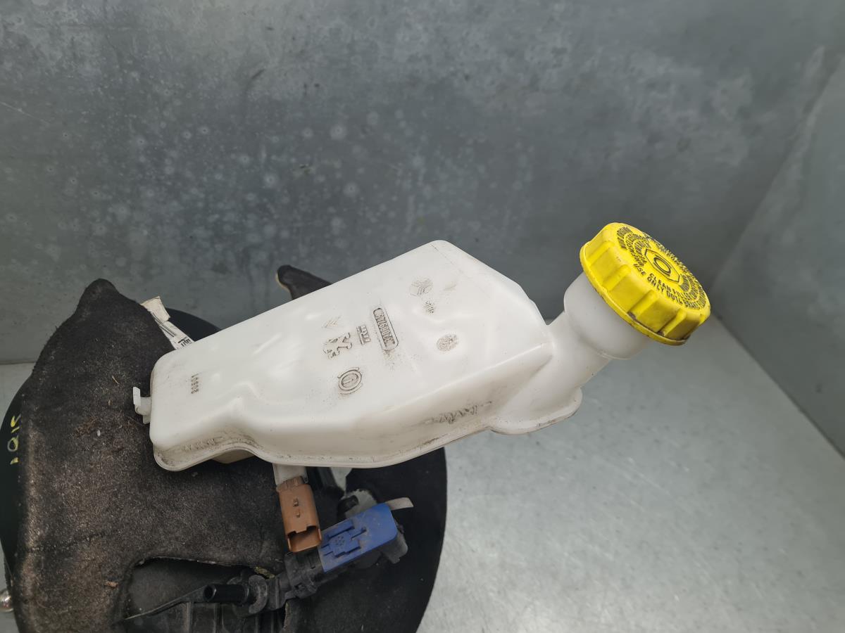 Bomba central dos travões PEUGEOT 208