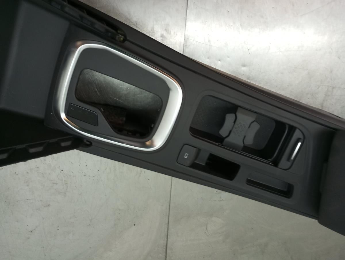 Apoio de braço RENAULT Megane IV (B9A/M_) Imagem-5