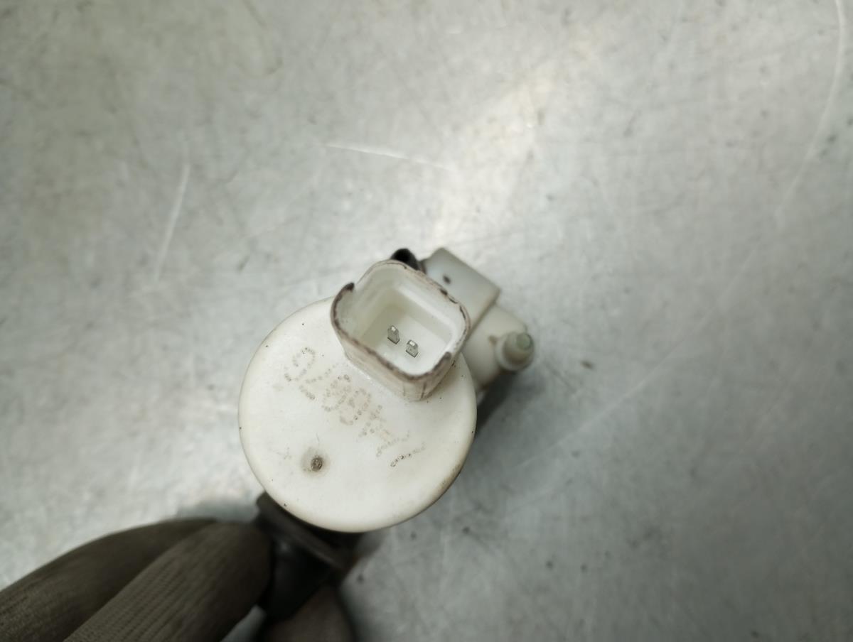 Windscreen/windshield washer pump  PEUGEOT 308 II Imagem-2