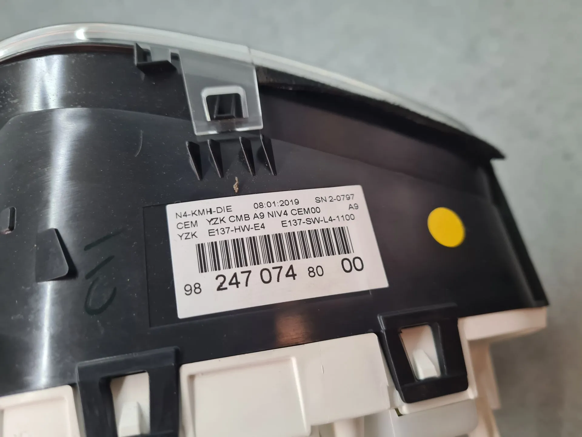 Quadrante / painel de instrumentos PEUGEOT 2008 I (CU_) Imagem-6